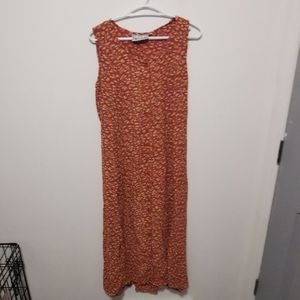 VINTAGE | ditsy floral max dress with bird detail. Size L